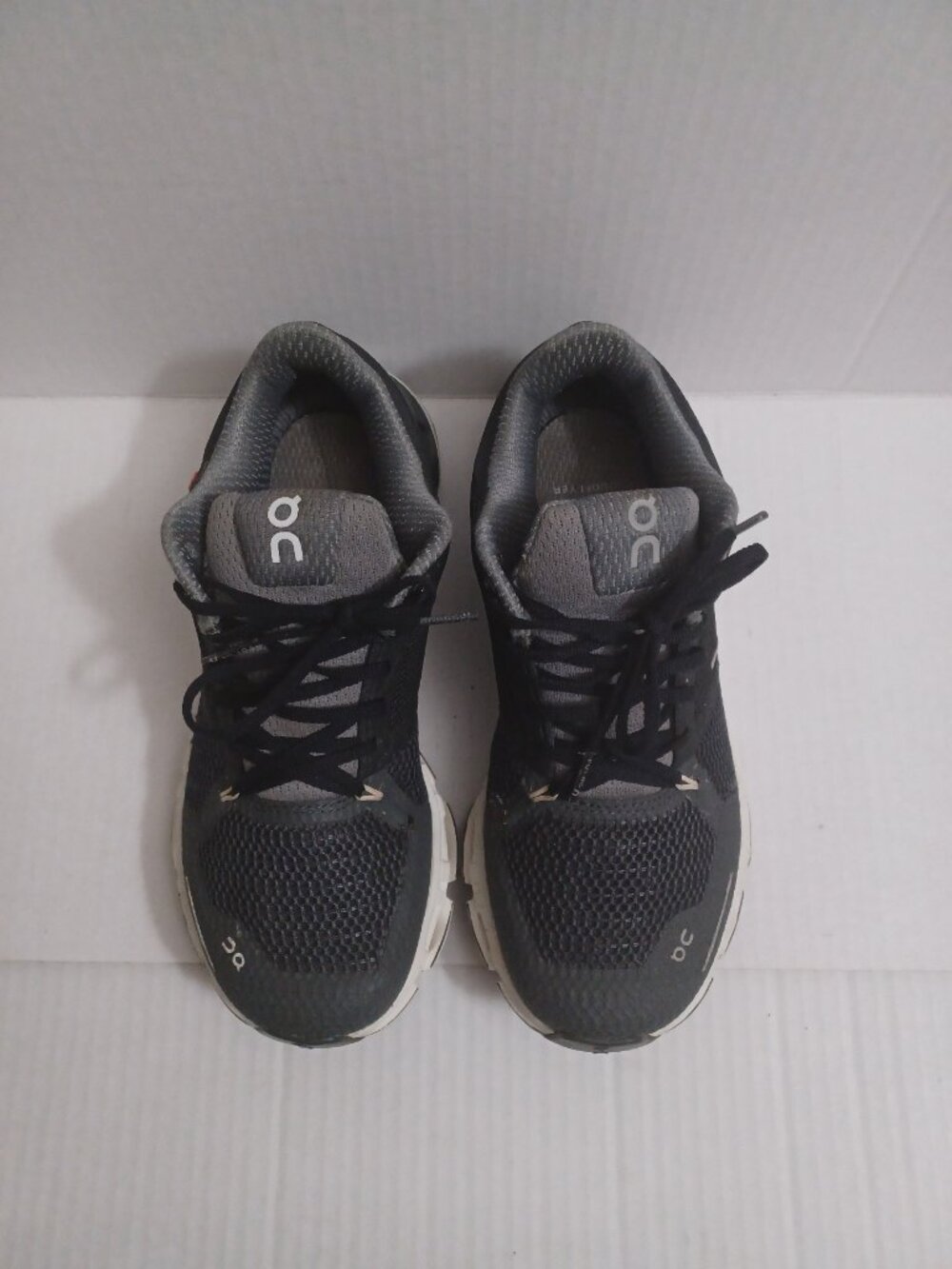 On Running Women's Black and Gray Cloud Sneakers